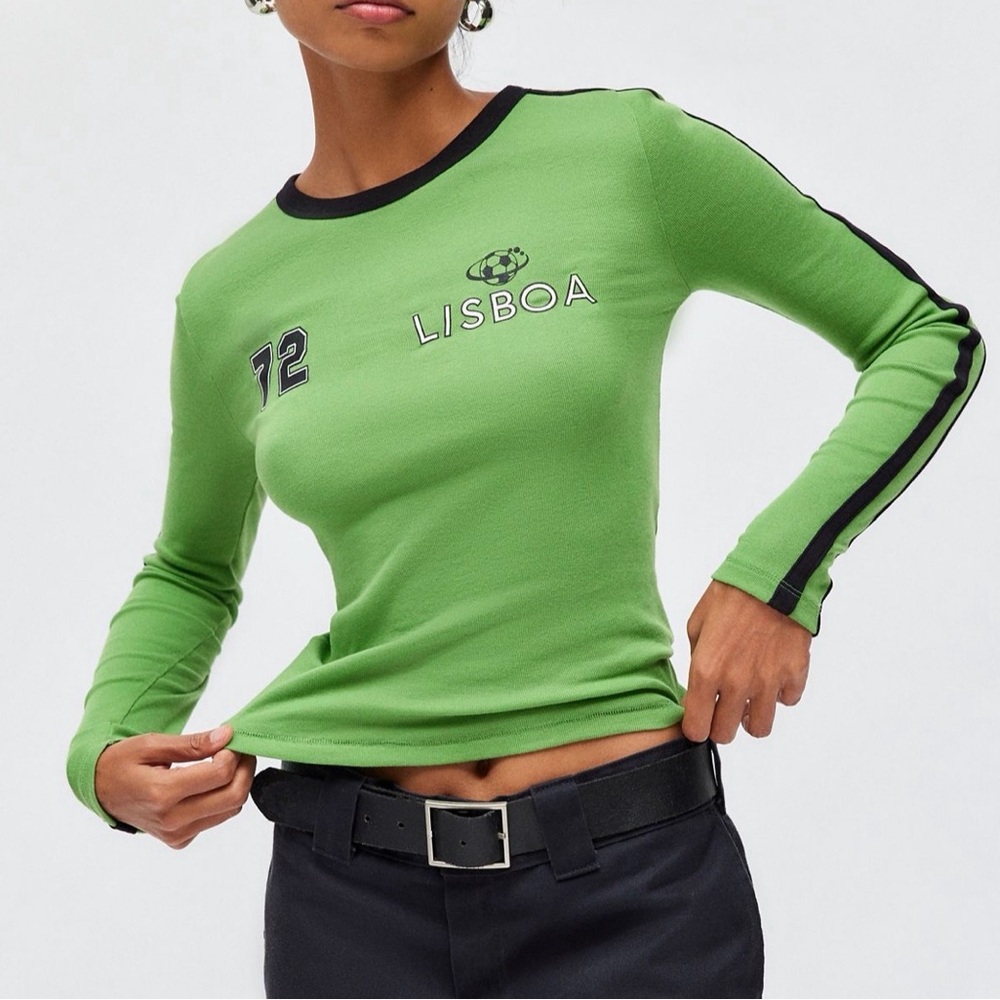 Lisboa Vibrant Green Long Sleeve Tee